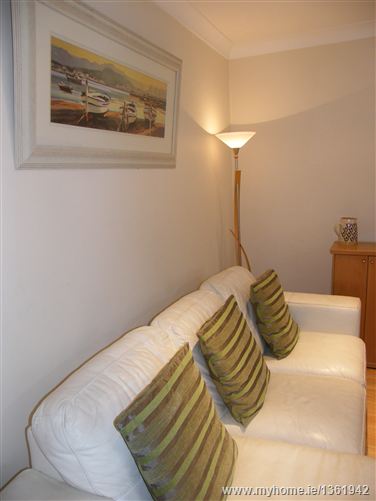 77 Hazelbury Park, Clonee,   Dublin 15