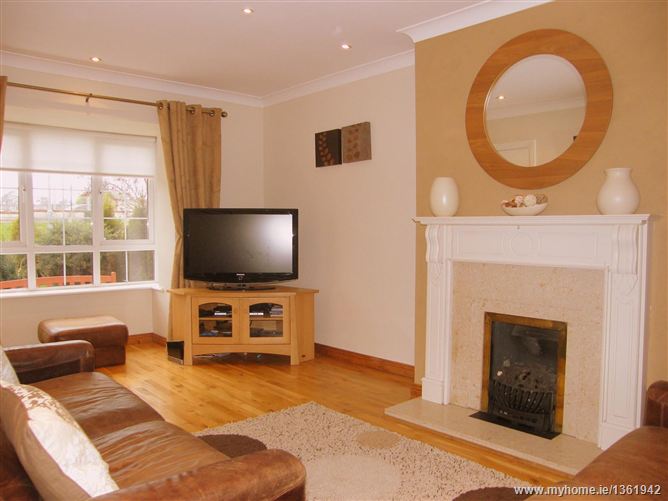 77 Hazelbury Park, Clonee,   Dublin 15