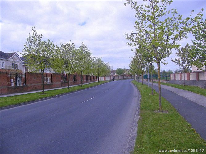 77 Hazelbury Park, Clonee,   Dublin 15