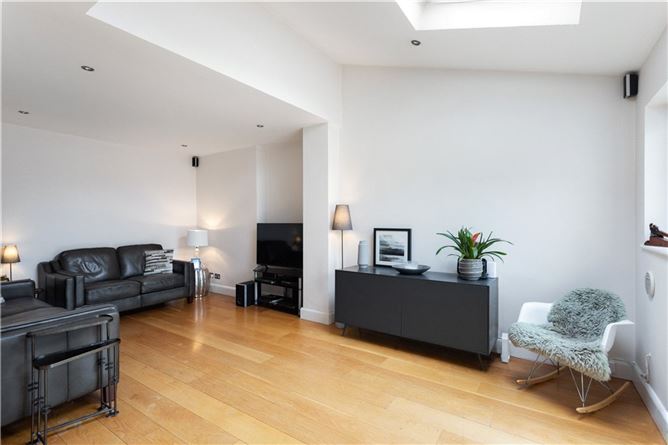 3 Hyde Park Gardens, Blackrock, Co. Dublin