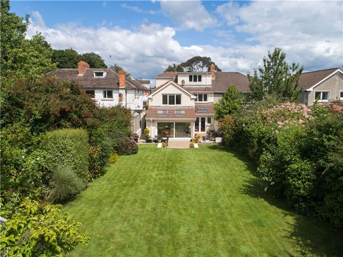 3 Hyde Park Gardens, Blackrock, Co. Dublin