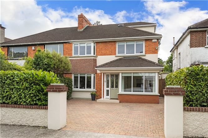 3 Hyde Park Gardens, Blackrock, Co. Dublin