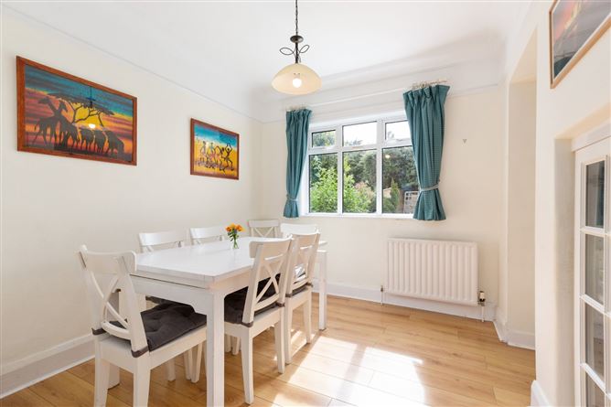 7 Rowan Park, Blackrock, Co. Dublin
