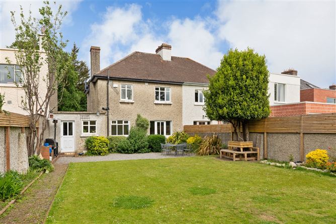 7 Rowan Park, Blackrock, Co. Dublin