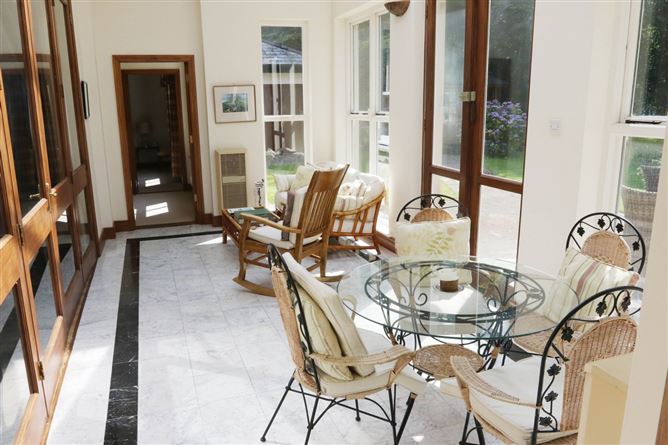 No 6 Orchard Wood, Dromoland Castle Resort and Golf Club, Newmarket on Fergus, Clare