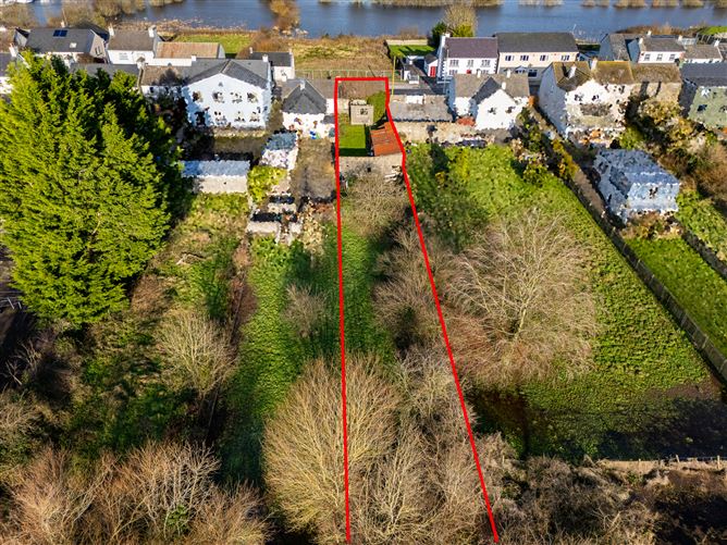 Main Street, Shannonbridge, Co. Offaly