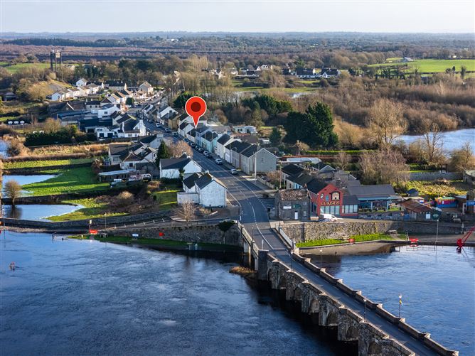 Main Street, Shannonbridge, Co. Offaly