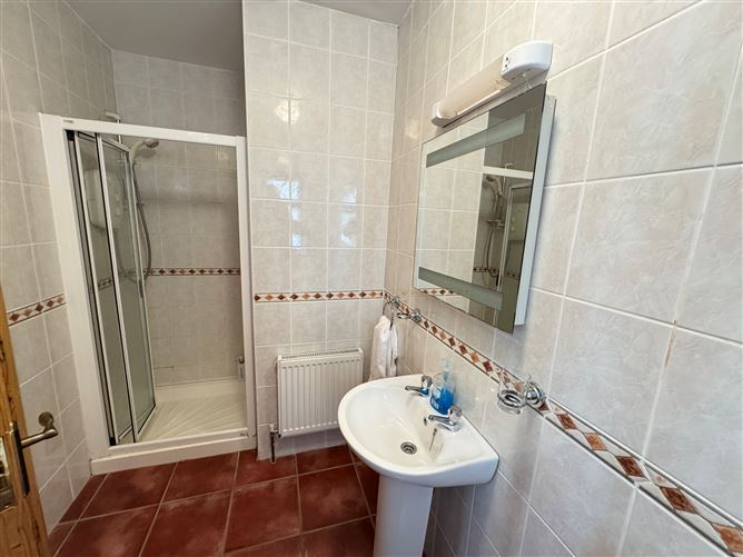 Ref 1191 - 2 Marina Walk, Caherciveen, Kerry