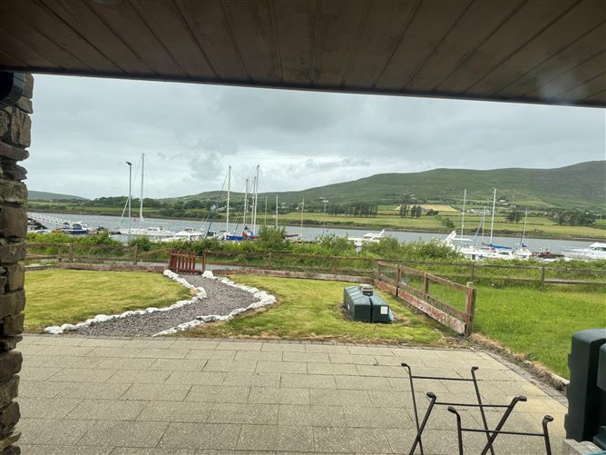 Ref 1191 - 2 Marina Walk, Caherciveen, Kerry