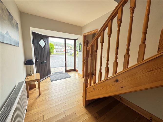 Ref 1191 - 2 Marina Walk, Caherciveen, Kerry