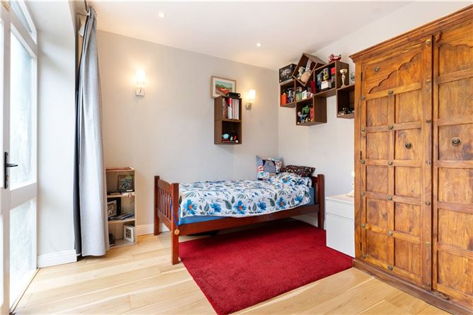 Photo 11 of 14 — 2 Flann O'Brien Mews, Avoca Road, Blackrock, Co. Dublin