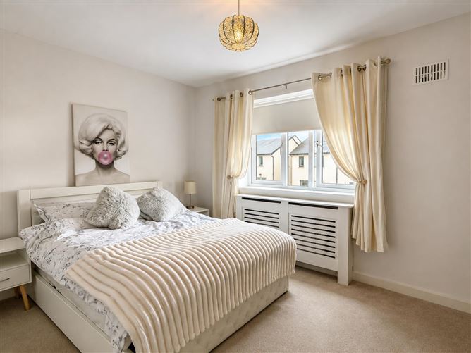 Photo 13 of 19 — 55 Castle Avenue, Hereford Park, Leixlip, Kildare