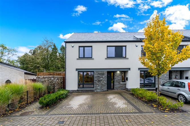 Main image for 84 Diswellstown Manor, Porterstown Road, Castleknock, Dublin 15