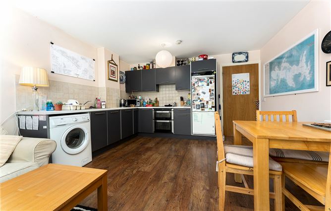 30 Seagrave Drive, St.Margarets Road, Dublin 11