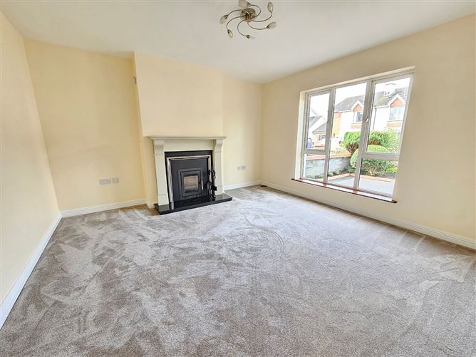 8 Rosanore, Lifford, Ennis, Co. Clare