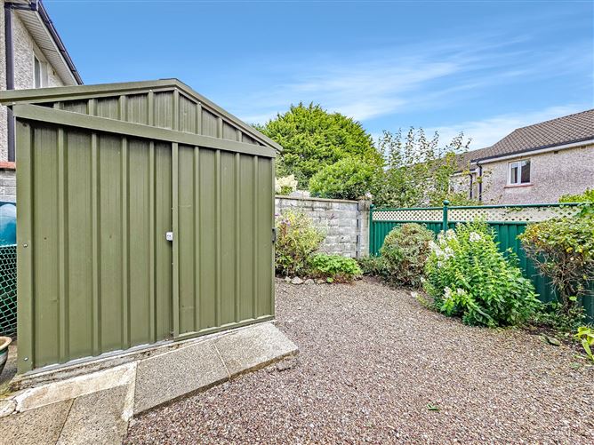 8 Rosanore, Lifford, Ennis, Co. Clare