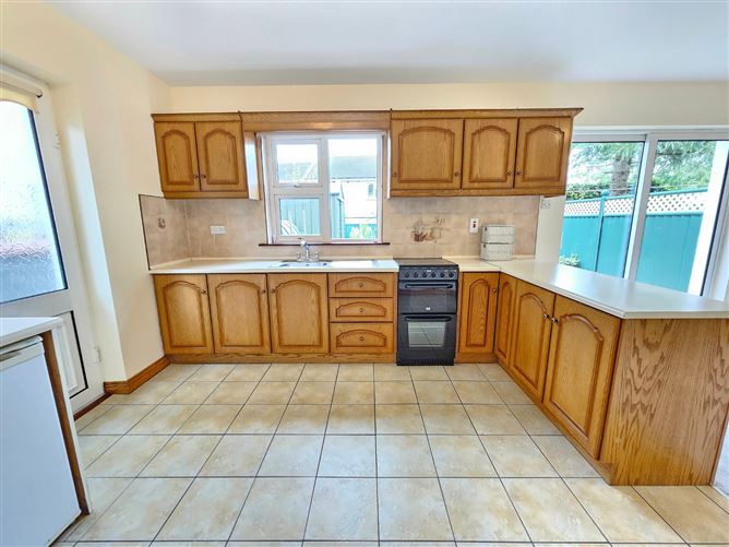 8 Rosanore, Lifford, Ennis, Co. Clare