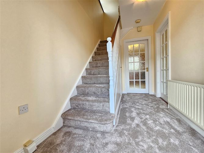 8 Rosanore, Lifford, Ennis, Co. Clare