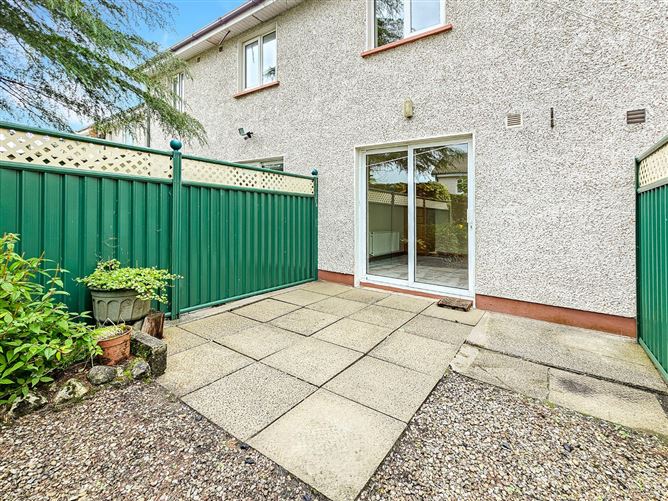 8 Rosanore, Lifford, Ennis, Co. Clare