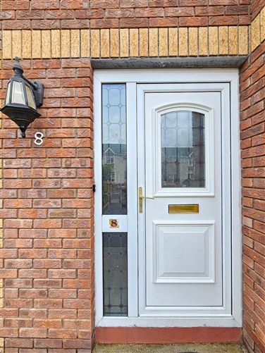 8 Rosanore, Lifford, Ennis, Co. Clare