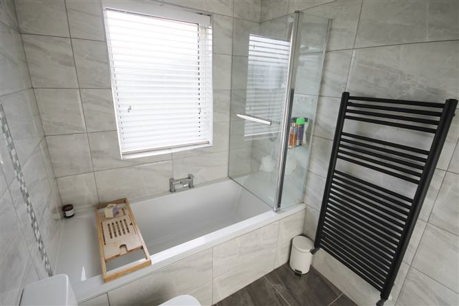 33 Sundale Park, Tallaght, Dublin 24
