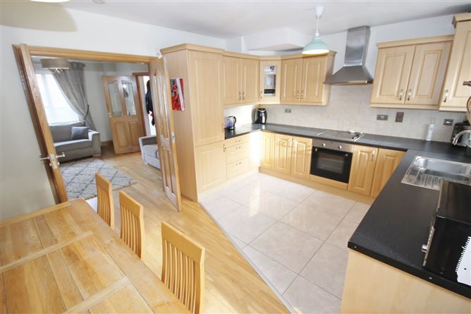 33 Sundale Park, Tallaght, Dublin 24