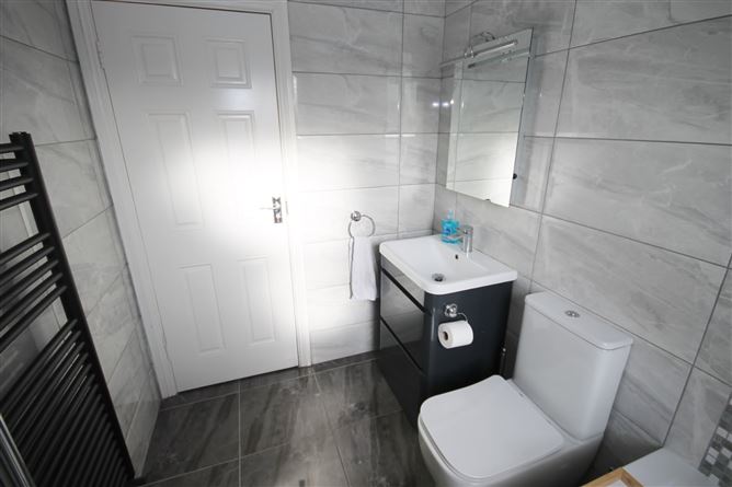 33 Sundale Park, Tallaght, Dublin 24