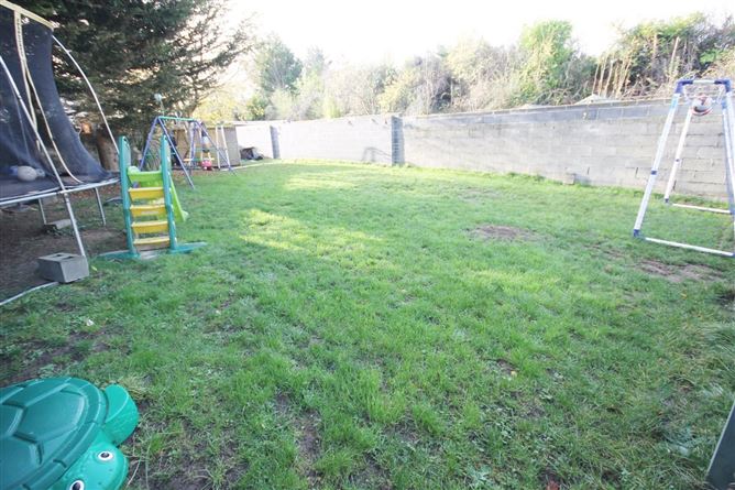 33 Sundale Park, Tallaght, Dublin 24