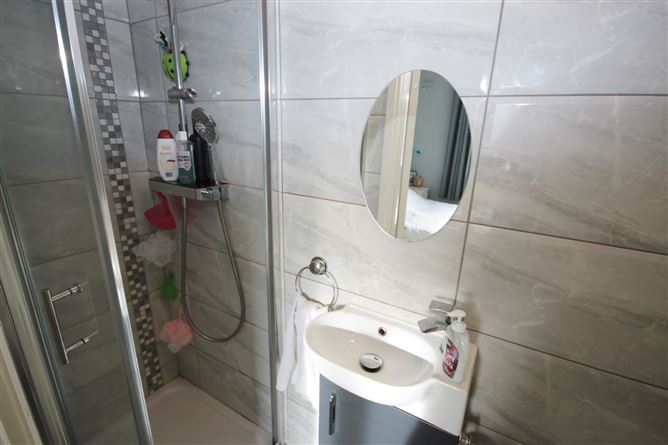 33 Sundale Park, Tallaght, Dublin 24