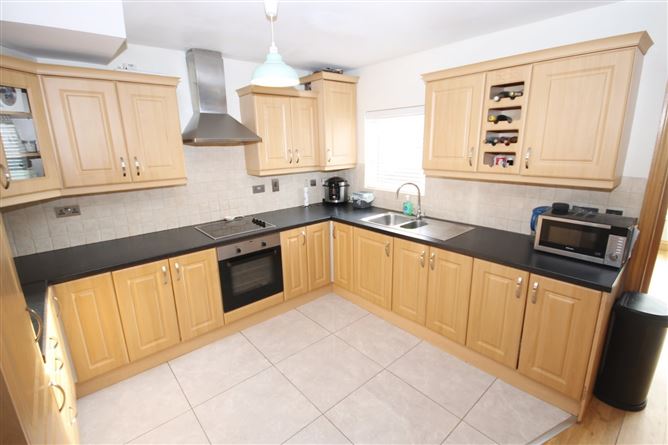 33 Sundale Park, Tallaght, Dublin 24