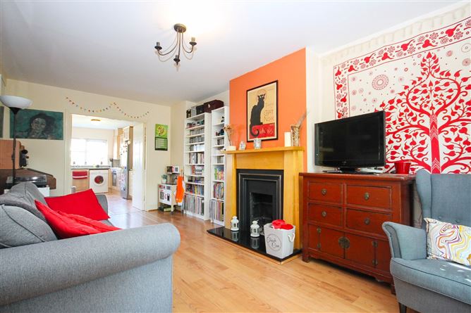 23 Marlfield Lawn, Kiltipper, Dublin 24