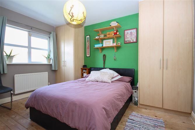 23 Marlfield Lawn, Kiltipper, Dublin 24