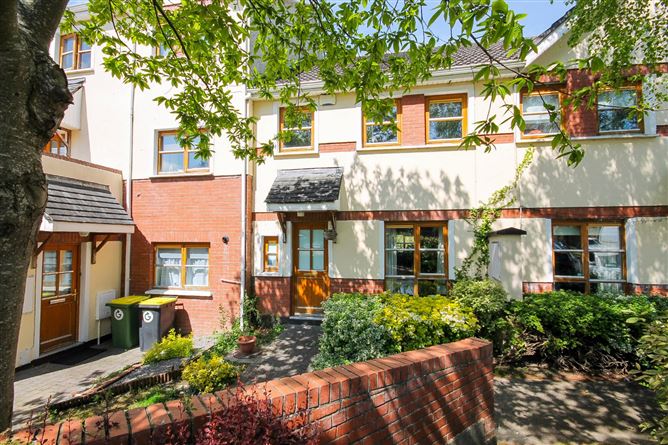 23 Marlfield Lawn, Kiltipper, Dublin 24
