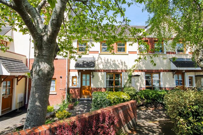 23 Marlfield Lawn, Kiltipper, Dublin 24