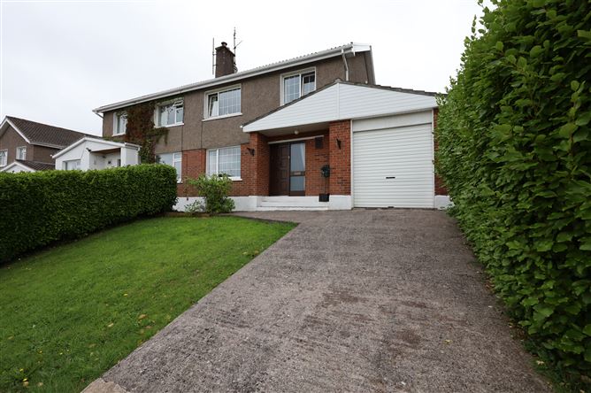 53 Liosbourne, Carrigaline, Cork