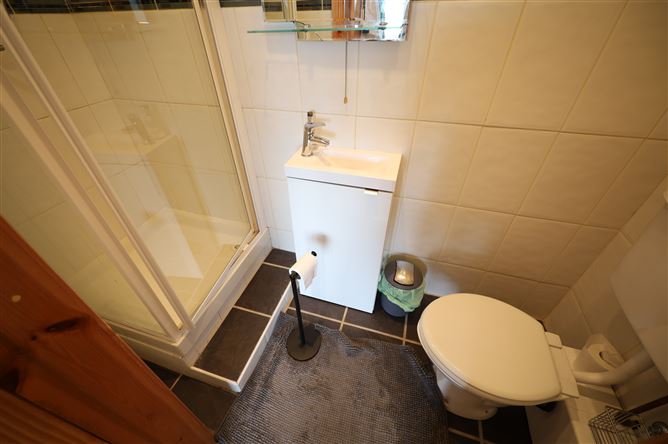 53 Liosbourne, Carrigaline, Cork