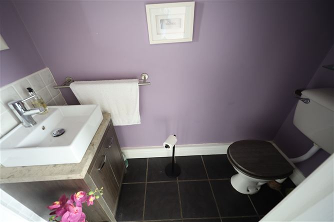 53 Liosbourne, Carrigaline, Cork