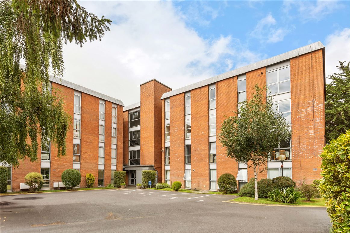 Apartments 10 Merrion Court, Ailesbury Road, Ballsbridge, Dublin 4