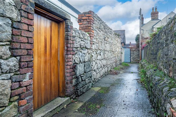 8 Estate Avenue, Merrion, Dublin 4