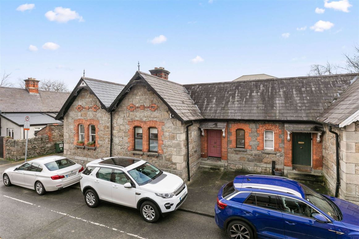 8 Estate Avenue, Merrion, Dublin 4