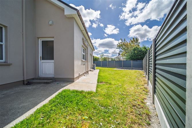 Photo 35 of 40 — 25 Brusna Court, Ballina, Co. Mayo.