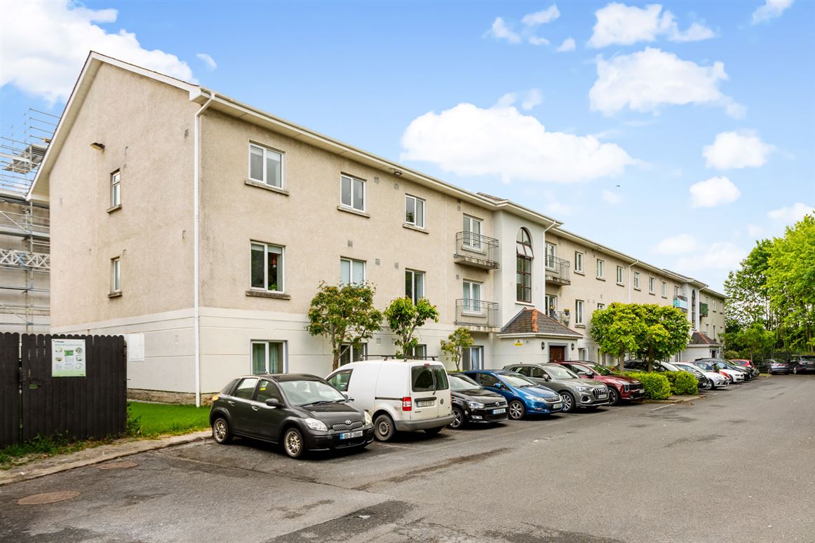 APARTMENT 10, HARBOUR VIEW APARTMENTS, STRAFFAN ROAD, Naas, Co. Kildare
