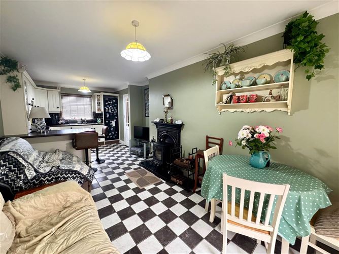 Photo 7 of 23 — 36 Wheatfields, Clonmel, County Tipperary