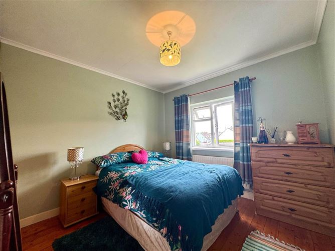 Photo 10 of 23 — 36 Wheatfields, Clonmel, County Tipperary