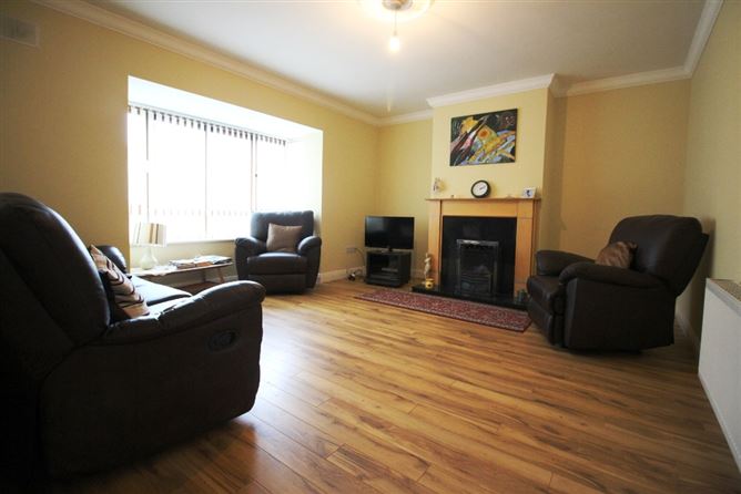 16 The Drumlins, Virginia, Cavan