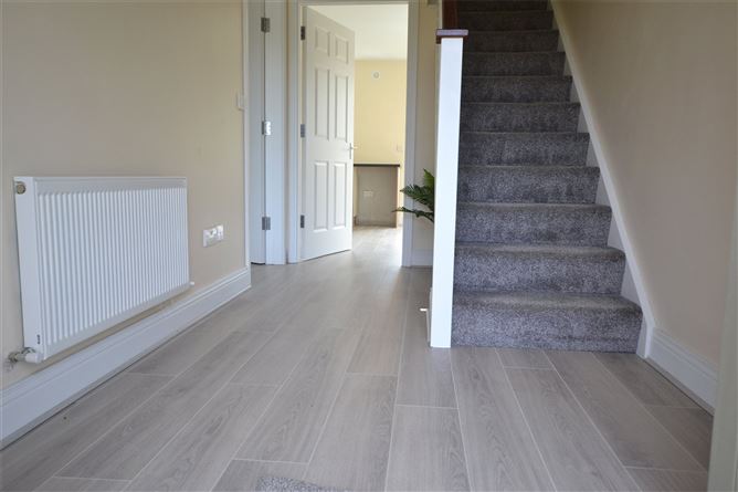 8 Pairc na Bearna, Enniscorthy, Co. Wexford.