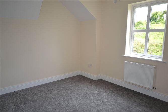 8 Pairc na Bearna, Enniscorthy, Co. Wexford.