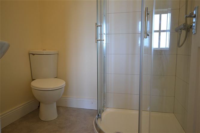 8 Pairc na Bearna, Enniscorthy, Co. Wexford.