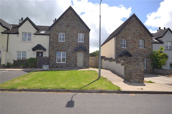 8 Pairc na Bearna, Enniscorthy, Co. Wexford.