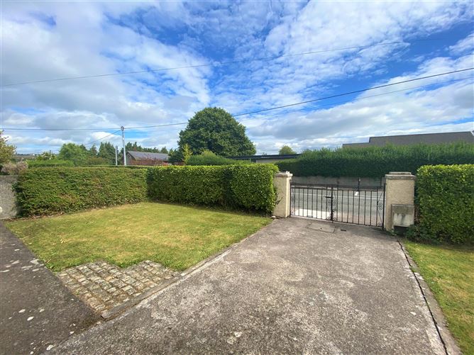 1 Highfield Lawn, Model Farm Road, Cork City